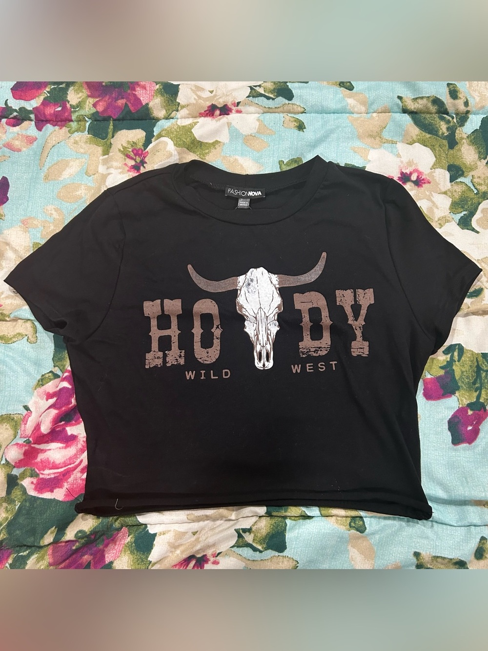 Fashion Nova| baby tee